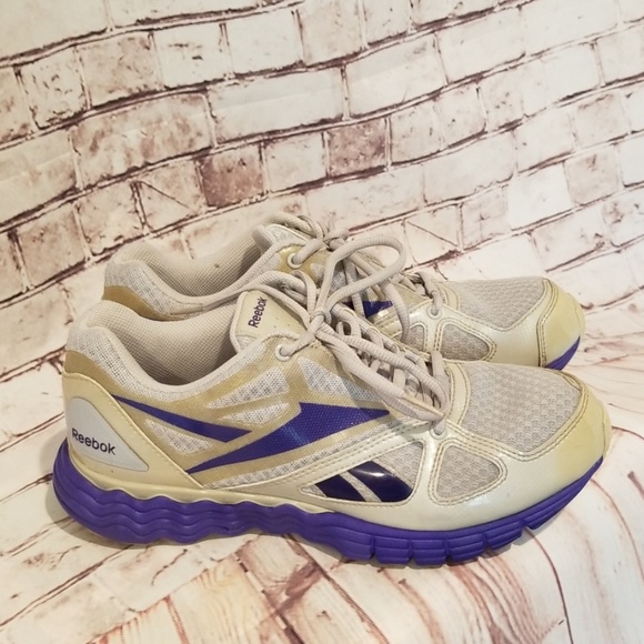 Reebok Shoes - Reebok Vibetech athletic/running shoes sz 7.5 US